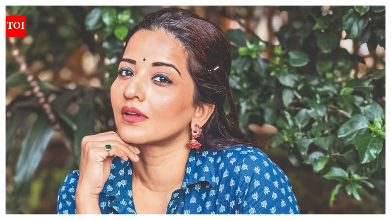 I haven't stopped doing Bhojpuri films: Monalisa