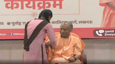 Yogi Adityanath participates in Snehbandhan programme on Raksha Bandhan