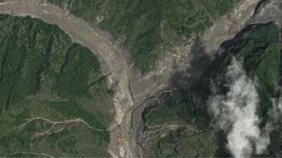 Nepal-China border: Why a newly-formed lake is sparking fears of more flooding