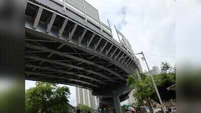 Truck hits Mrinal Tai Gore flyover extension's wall, sound barrier falls on road; no one hurt