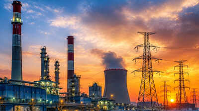 Industrial output expands 6.7% in July on manufacturing, power