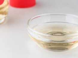 Place a bowl of vinegar in a smelly room: What this simple DIY can actually do