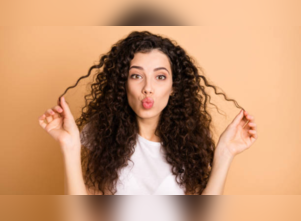 3 simple tips to turn frizzy hair into gorgeous curls