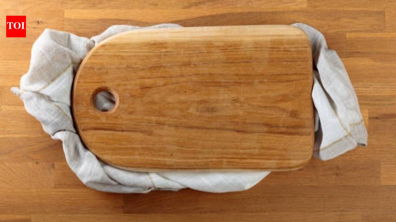 Life StylePut a towel under your cutting board: Th