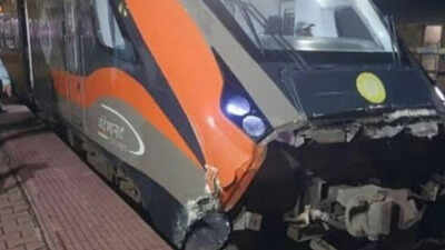 Vande Bharat Express hits tractor-trolley on railway track in Jharkhand