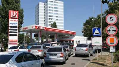 Russia has oil, so why is it importing petrol from India