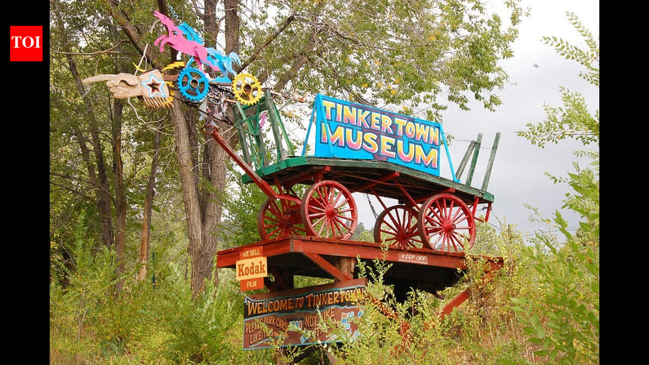 WorldTinkertown Museum: roadside folk art grows in