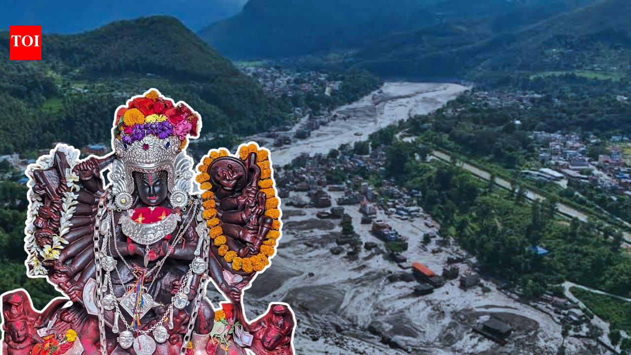 Life StyleNepal floods: ‘Sweating’ Goddess idol at