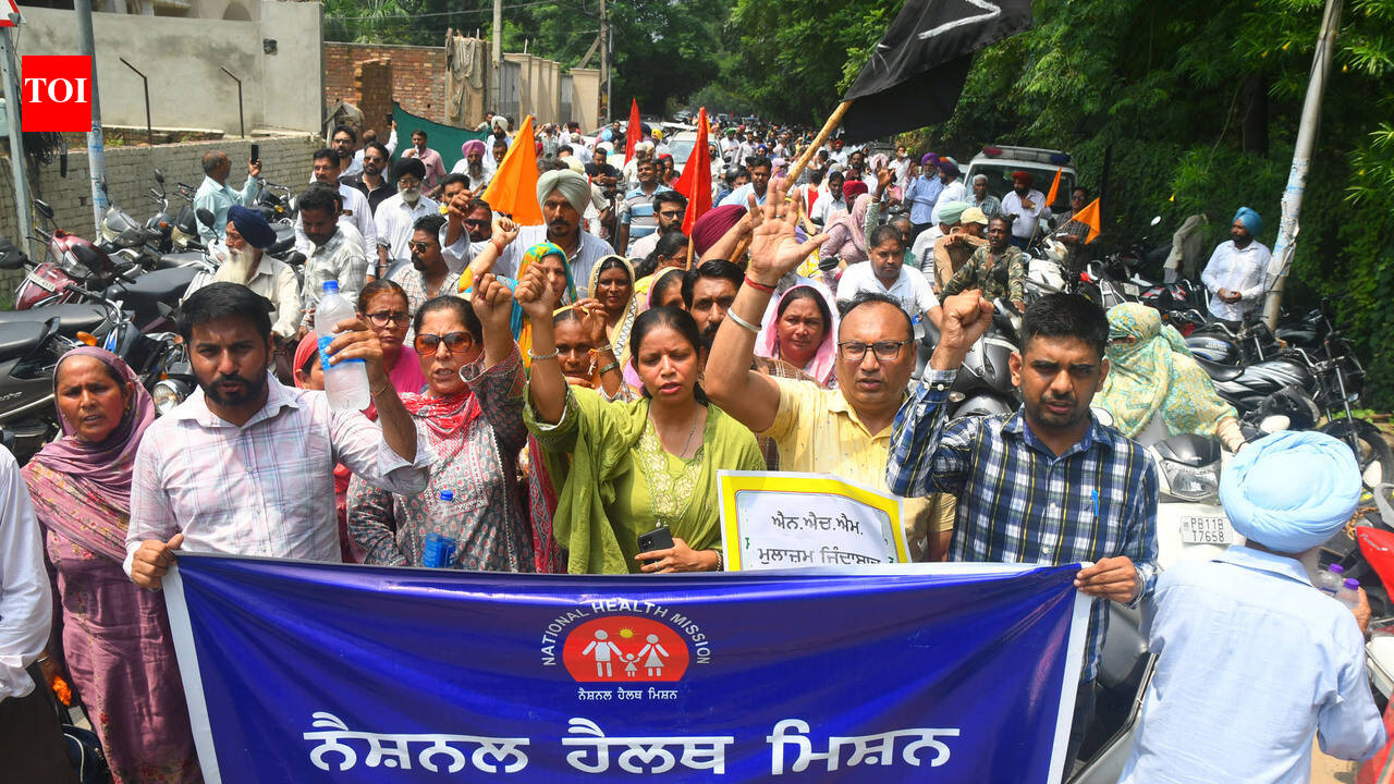 ‘Maha Hartal': Punjab tells depts to issue notices to absent staff