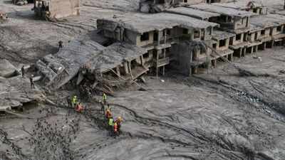 Tea break, visa delay saved pilgrim group from Nepal flood fury