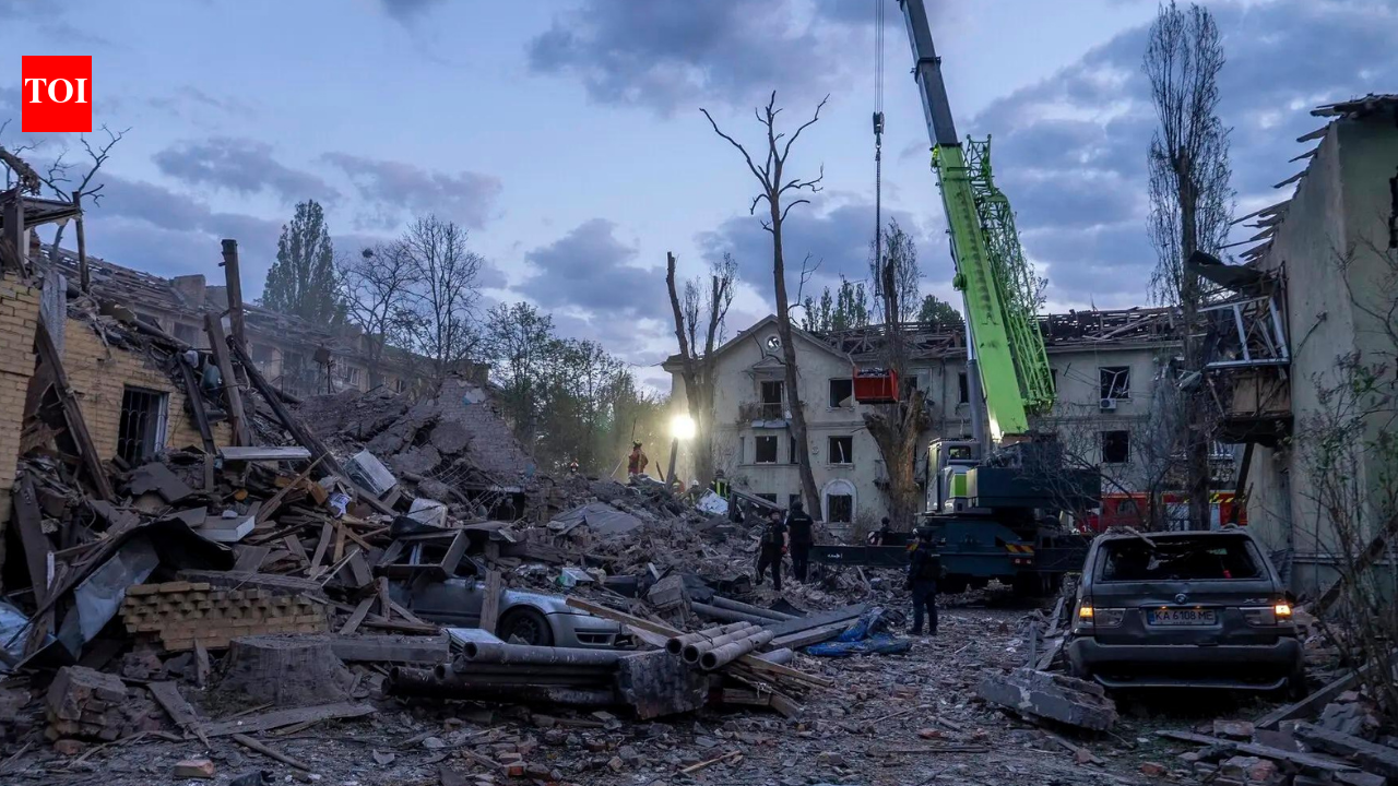 Russia prepares for ‘massive strikes’ against Ukraine's energy facilities