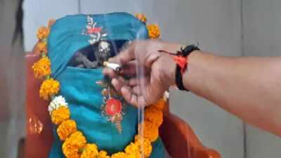 Why do devotees offer cigarettes to this deity? The 130-year-old story of Surat’s Bhoot Mama temple