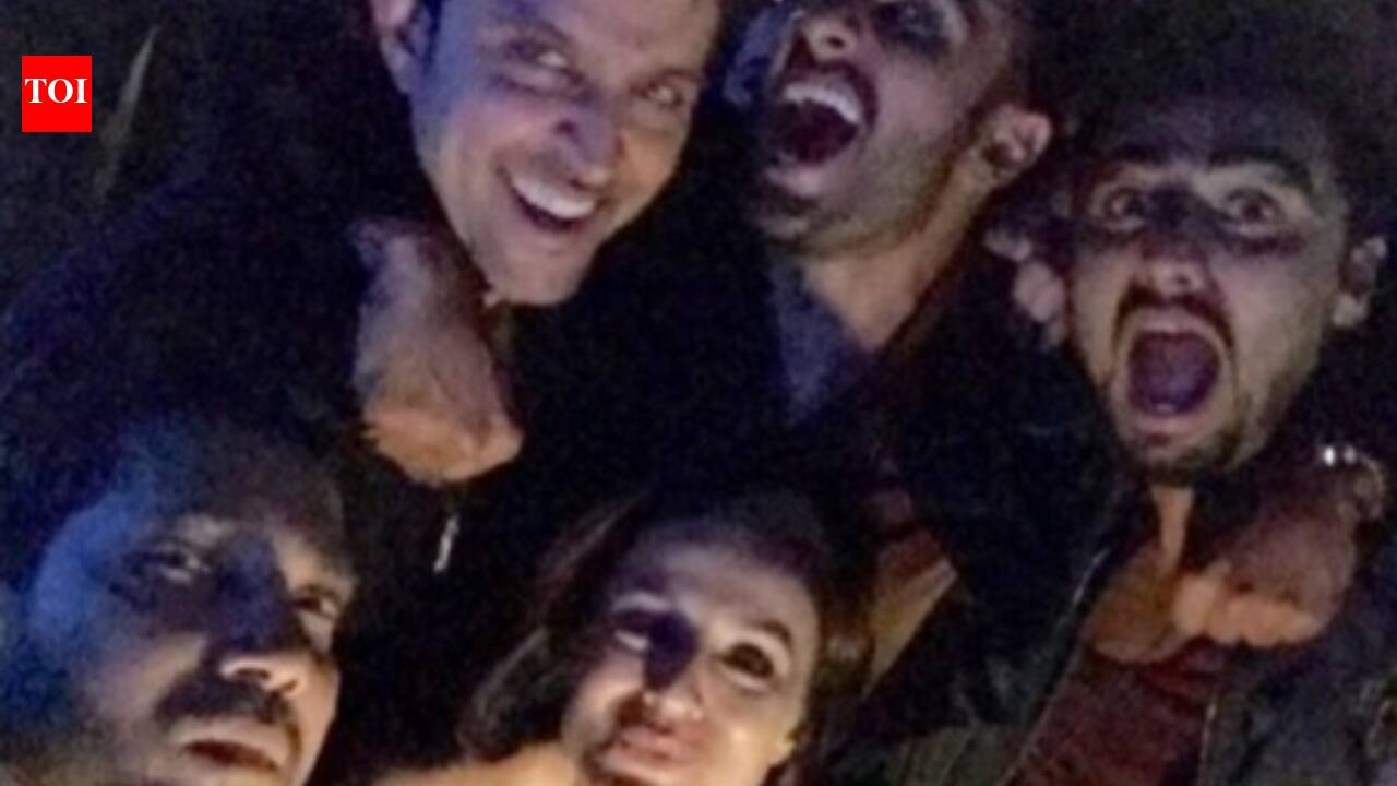 Ameesha Patel Shares Nostalgic Selfie from Hrithik Roshan's Birthday Bash
