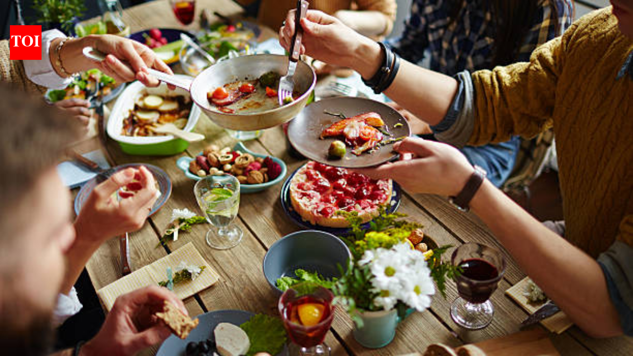 Life StyleEating Together And Wellbeing: Shared me