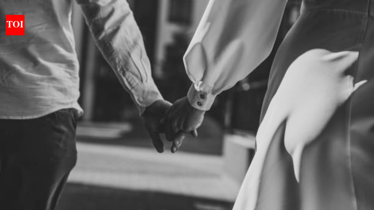 RelationshipsSeparate Lives, Strong Love: Healthy 