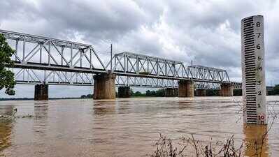 Fresh flood fears grip Balasore as Subarnarekha rises