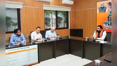 Repair, maintain all street lights in PMC area: CM