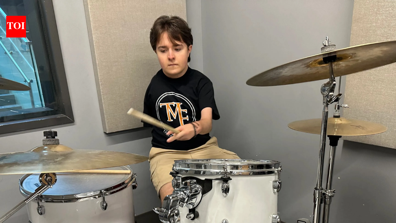 Meet Marcus Klepacki, 19-year-old musician who learned to play an acoustic drum kit with one arm