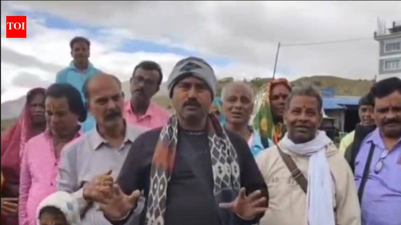 Arambag tourists’ video reassures worried kin