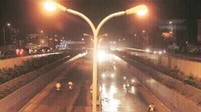 Ludhiana: Defunct streetlights plunge SBS Nagar into darkness