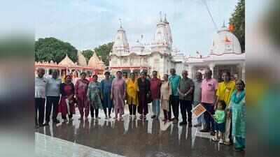 45 from Maha stuck in Nepal on way back, praise bravery & hospitality of locals