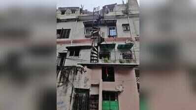 Tenants lock up cops after tiff with property owners, 4 arrested