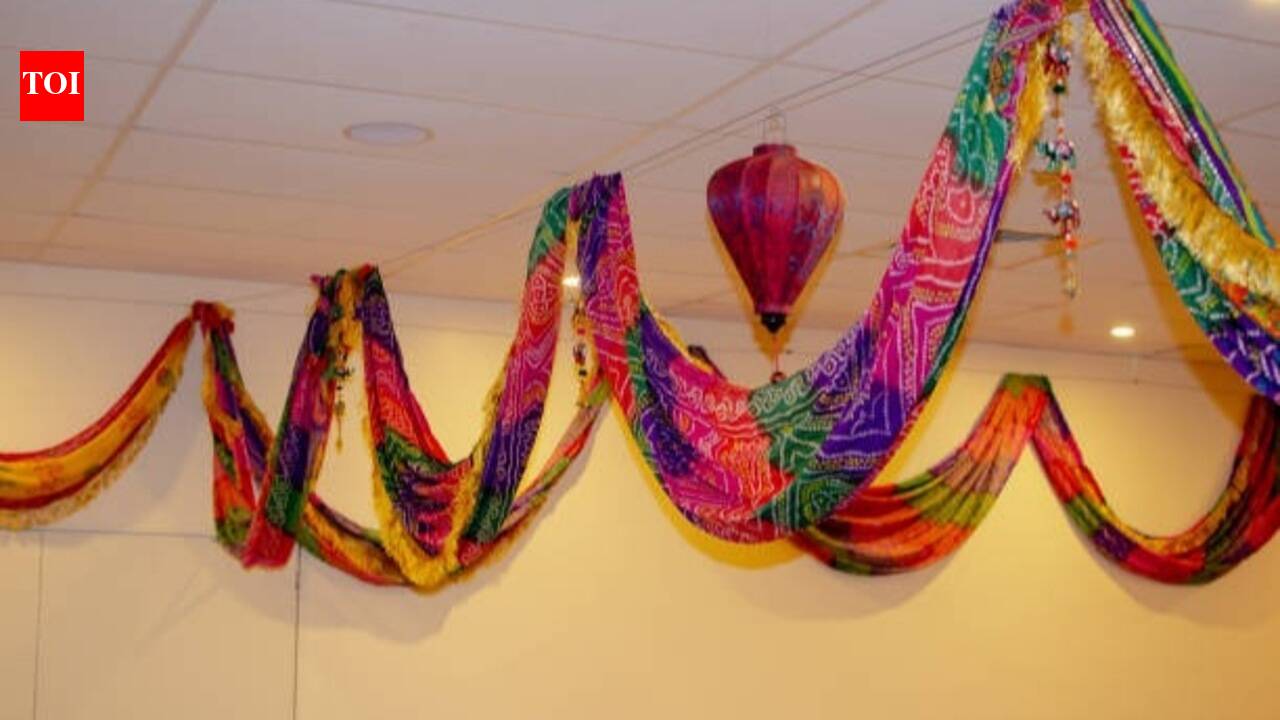 Life StyleTurn an old dupatta into beautiful home 