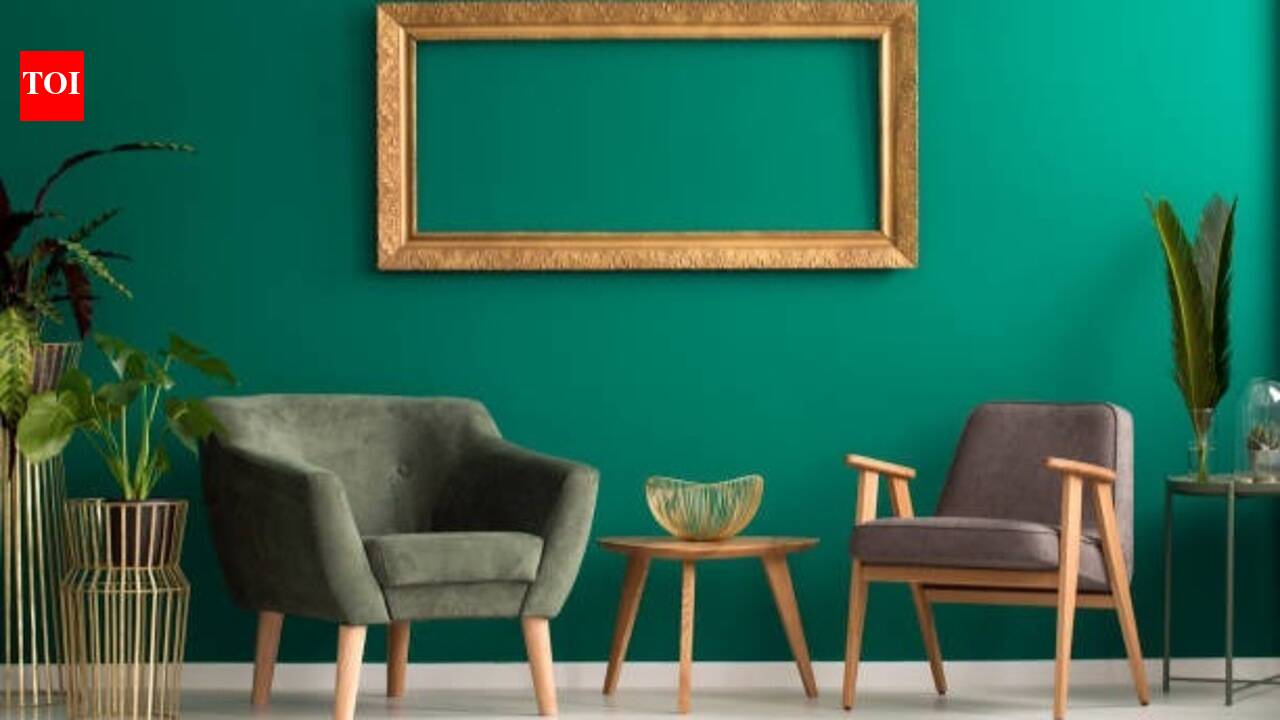 Life StyleDIY: Have an empty wall? This no-drill h