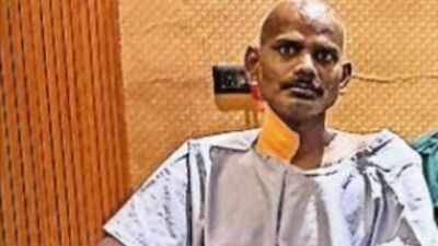 Man falls from 7th floor, iron rod pierces intestine and bone; walks again