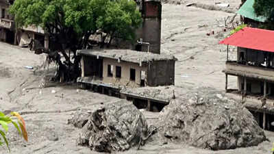 Nepal flash floods: Death toll rises to 903, over 4,200 still missing as rescue operations intensify