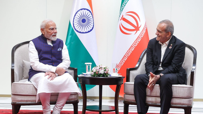 'Will continue to support all efforts for lasting peace': PM Modi meets Iranian Prez
