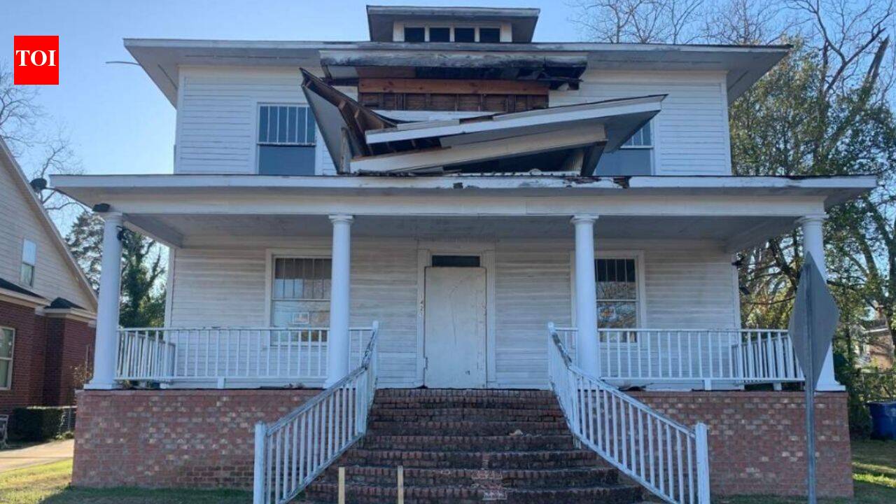 In 2008, Allen University moved a 1903 house and promised to restore it; now it is being demolished