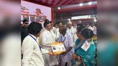 Eye on bypoll, Suvendu announces Rs 300cr projects for Nandigram