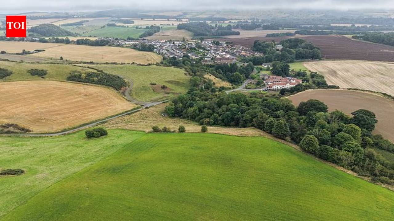 Auchtertool village of 200 homes faces huge data centre plan, sparking 1,600 objections