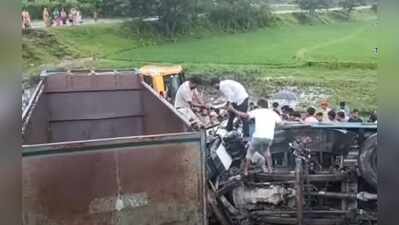 2 dumpers collide in Dhubri, 1 injured