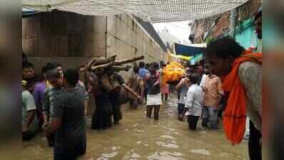 Ganga nears warning mark, flood threat looms over Varuna belt in Varanasi