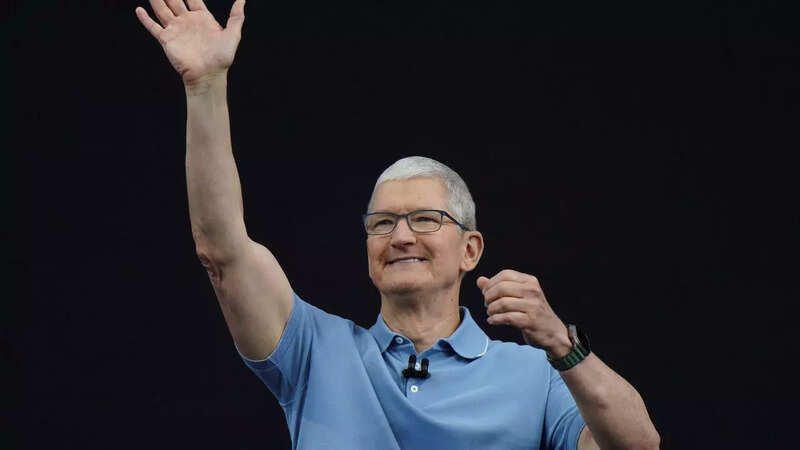 Apple CEO Tim Cook Expresses Sentiments on Leaving Role