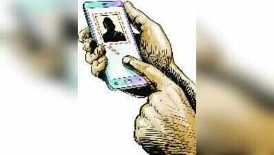 Lured through gay dating app, trio assault and extort man