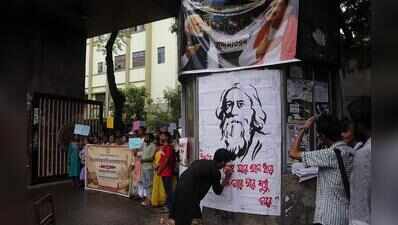 JU students on ‘reclaim’ mission mix nationalism with resistance