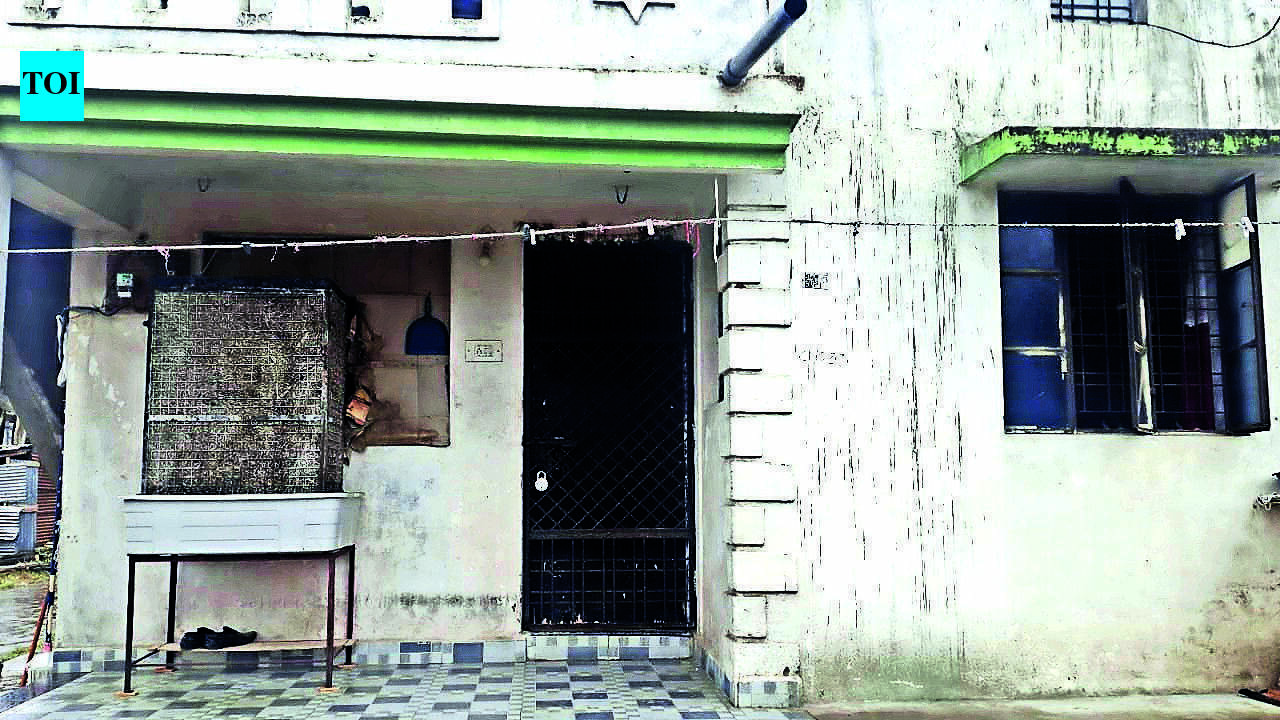 Chlorine Leak Turns Utensils Black, Wilts Plants; Sakar Nagar Families Seek Compensation