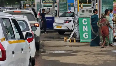 CNG price up 2/kg, piped gas 1/unit across MMR from today; hike to hit 31L households