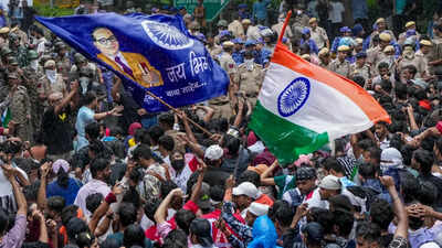 Delhi Police moves SC to withdraw 13 FIRs, including 10 on attempt to murder