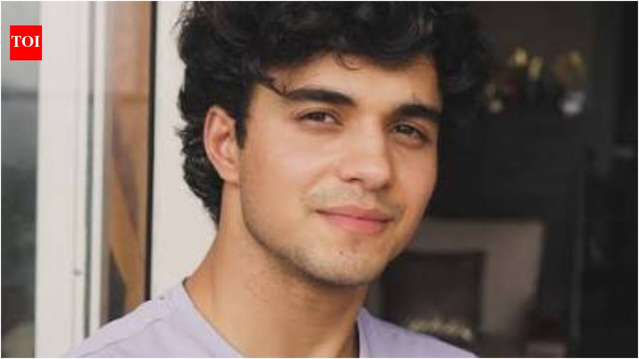 Abhay praises star kids: says they prioritise work
