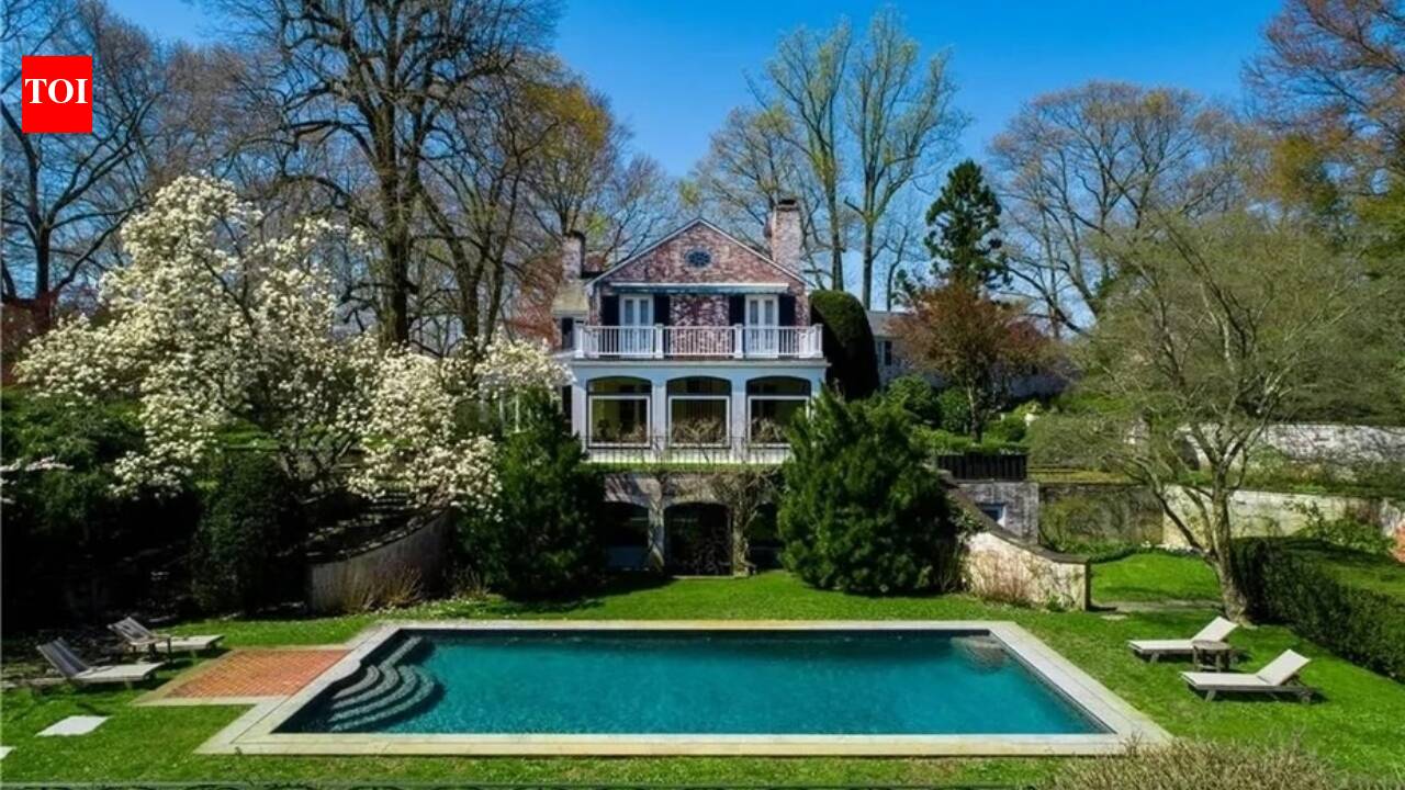 Richard Gere's home demolished; salvaged pieces find new homes