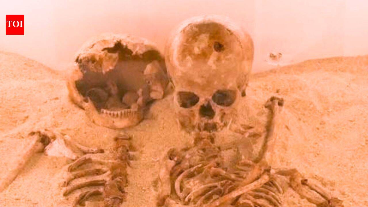 12,000-year-old skeletons in Italy reveal a mother-daughter relationship