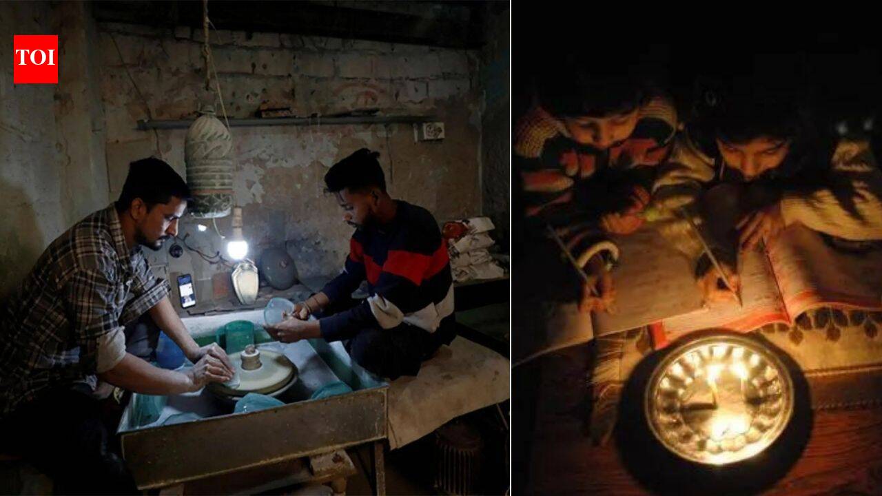 Electricity crisis in Karachi intensifies, citizens face prolonged load shedding