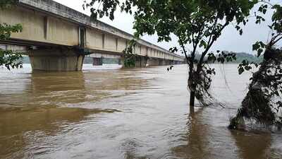 Subarnarekha crosses danger mark