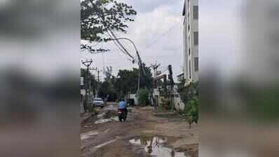 OMR neighbourhood battles potholes, dangling cables