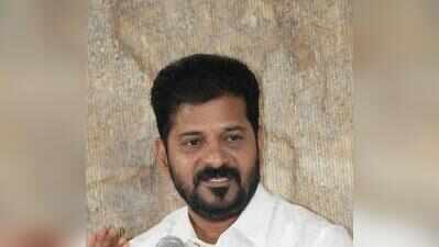Revanth urges disciplinary action against Konda Surekha in Delhi meeting