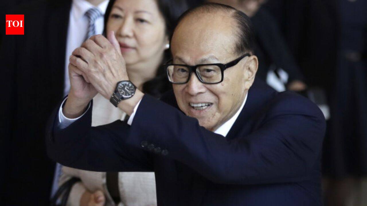Quote of the day by Li Ka-shing: "You can believe in Fung Shui if you want, but ultimately people control…"
